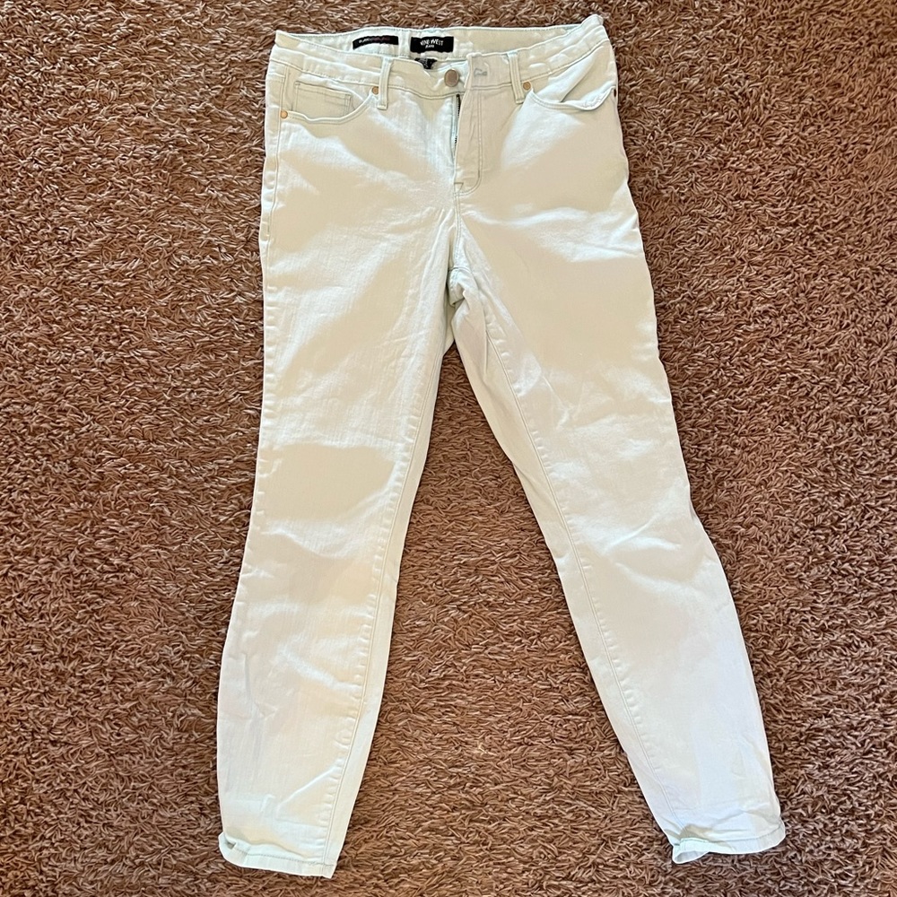 Nine West Mint Green size 8 pant